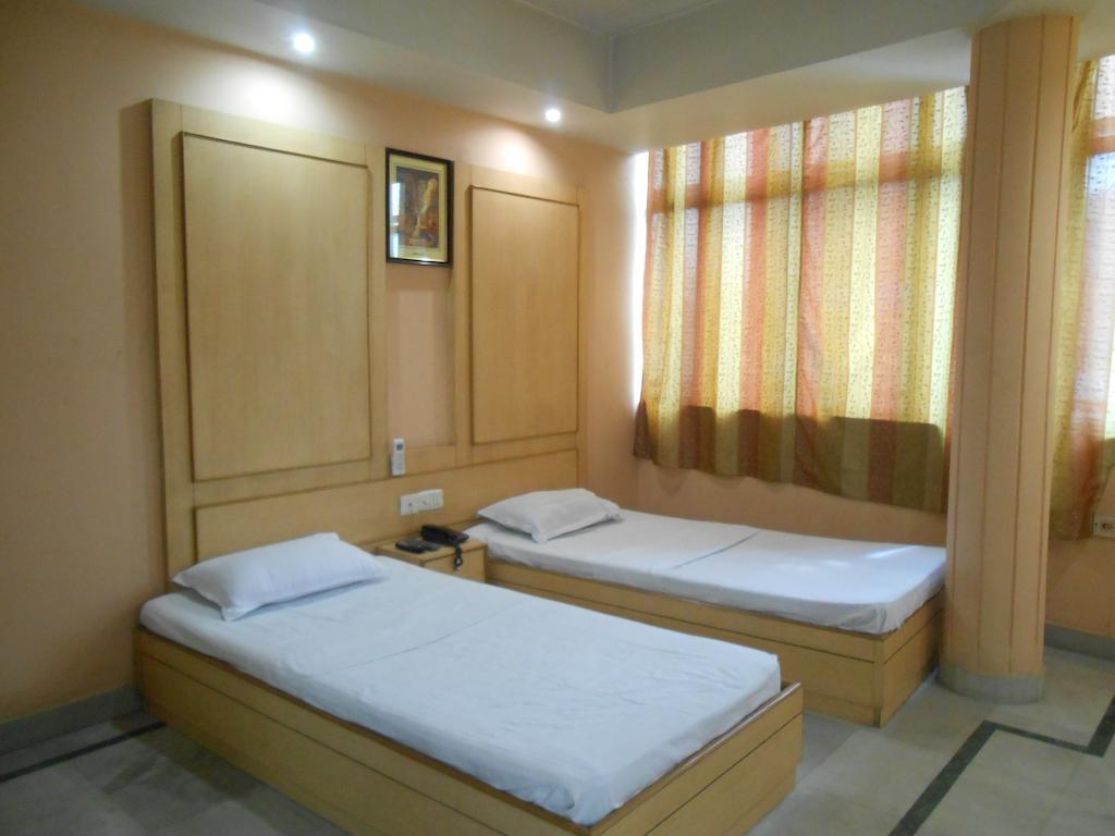 Kings Crown Salt Lake Calcutta Kamer foto