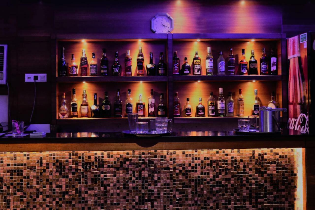 Kings Crown Salt Lake Calcutta Buitenkant foto