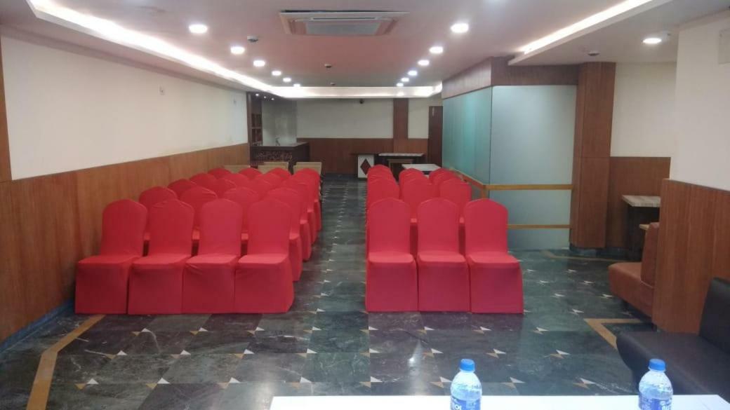Kings Crown Salt Lake Calcutta Buitenkant foto